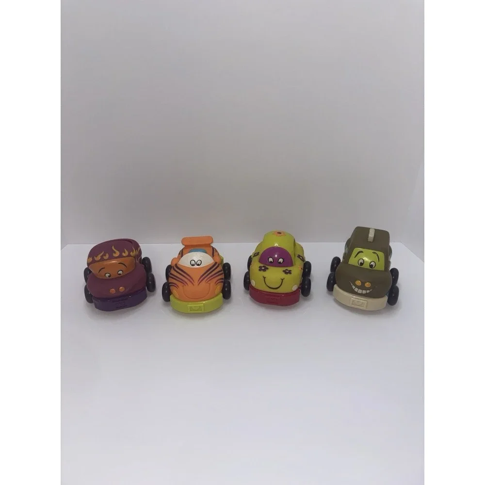 NEW B. Toys Wheeee-ls! PULL BACK TOY CARS 4Pc SET Soft‎ Plastic Chunky Vehicles